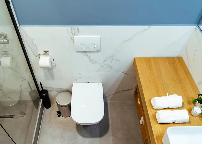 Union Pearl - Center-sky Bar At 12th Floor Bucureşti