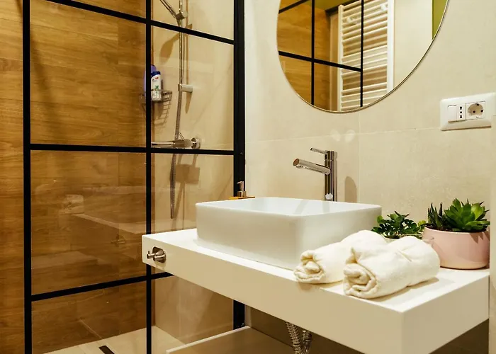 Union Pearl - Center-sky Bar At 12th Floor * Bucureşti