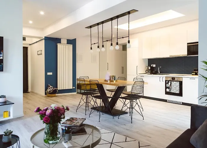 Union Pearl - Center-sky Bar At 12th Floor *